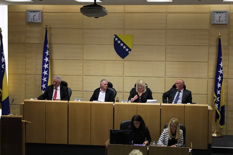 Na zahtjev Kluba Hrvata, prekinuta sjednica Doma naroda Parlamenta Federacije BiH