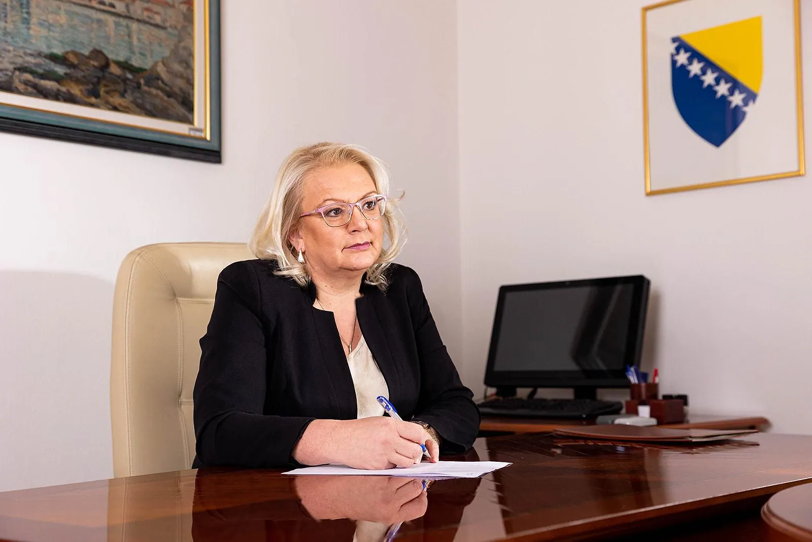 Lidija Bradara: Federaciju blokiraju, a u državu se zaklinju