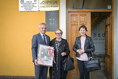Galerija 19